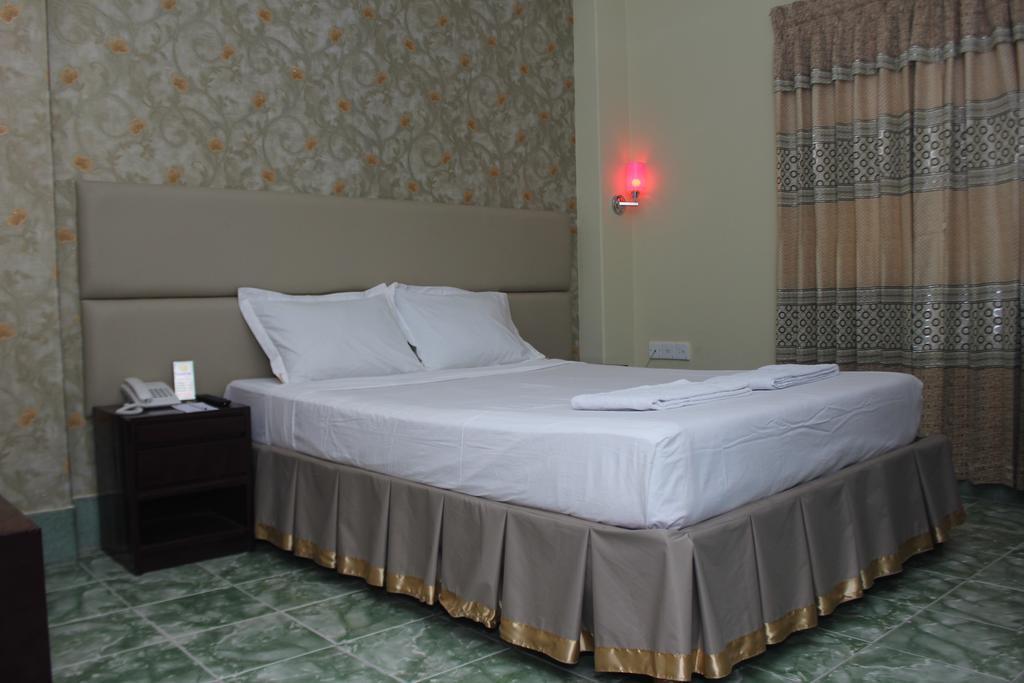 Golden Inn Chattagram Ltd Chittagong Exteriör bild