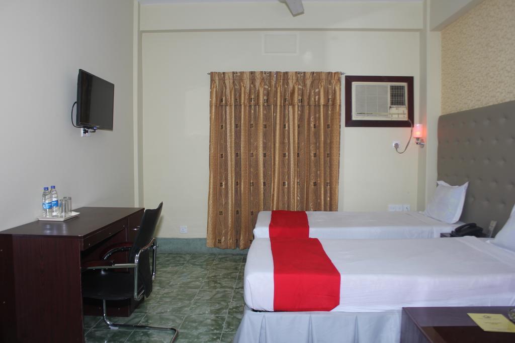 Golden Inn Chattagram Ltd Chittagong Exteriör bild