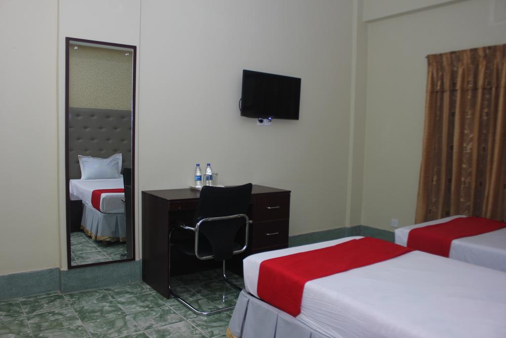 Golden Inn Chattagram Ltd Chittagong Exteriör bild
