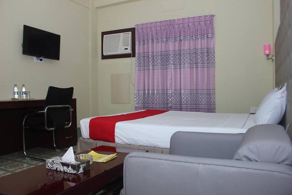 Golden Inn Chattagram Ltd Chittagong Exteriör bild