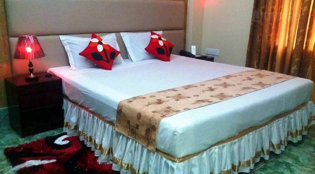 Golden Inn Chattagram Ltd Chittagong Exteriör bild
